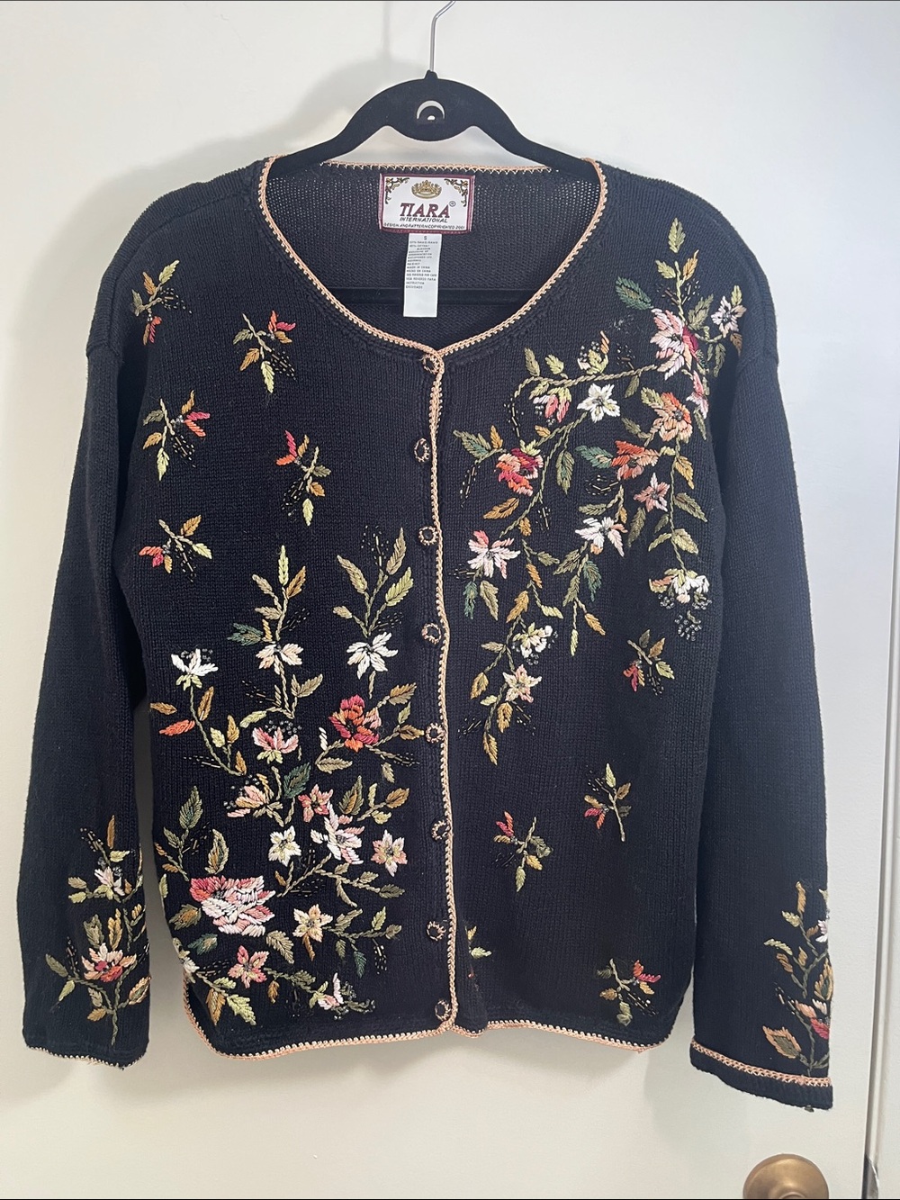 Tiara Vtg Black Floral Embroidered Cardigan Sweater Small Black Grannycore